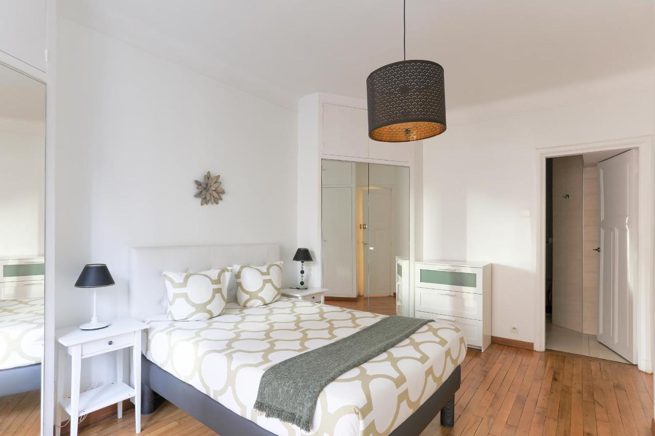 Appartement Place Du Trocadero Paris Exteriör bild
