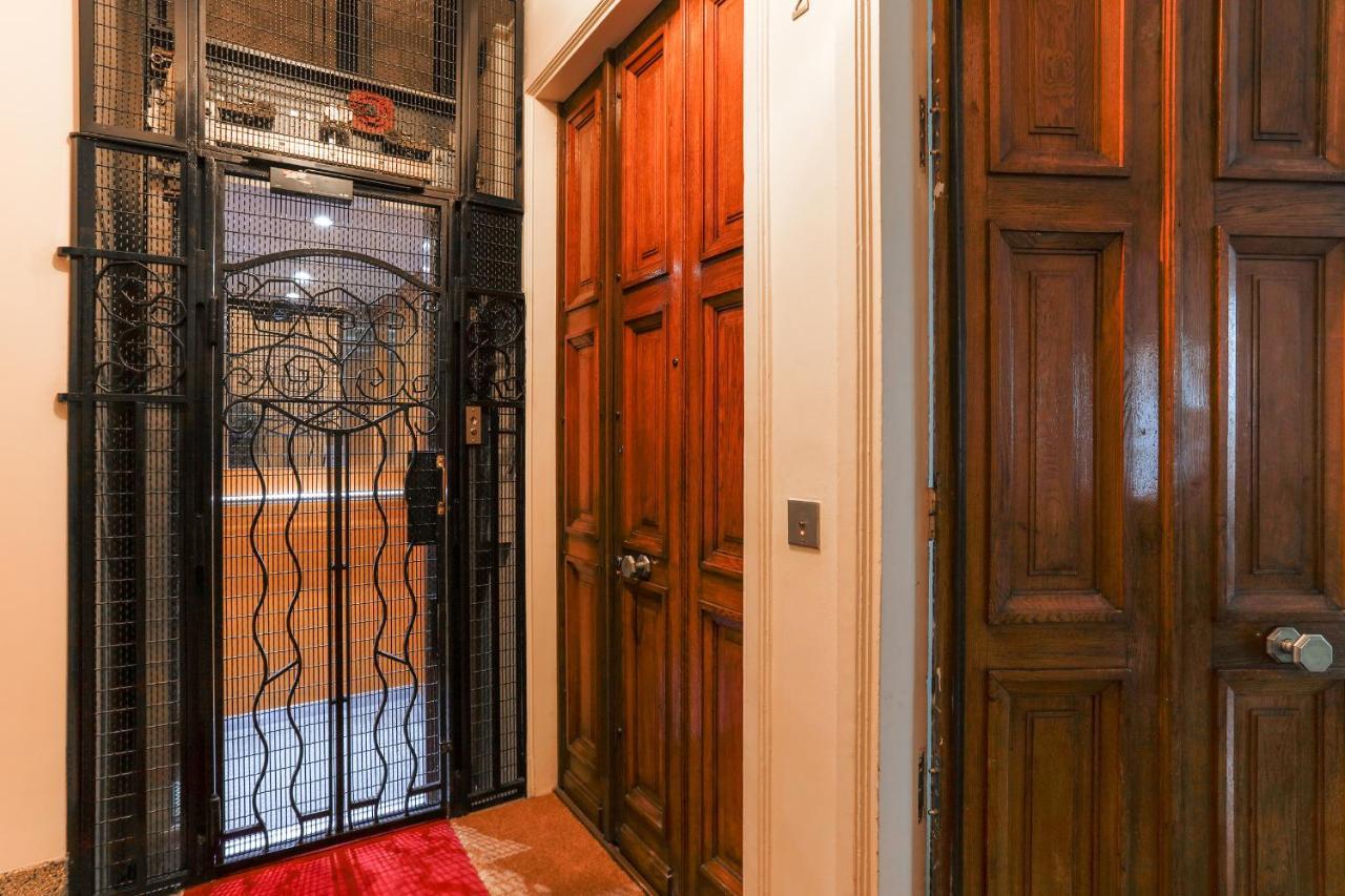 Appartement Place Du Trocadero Paris Exteriör bild